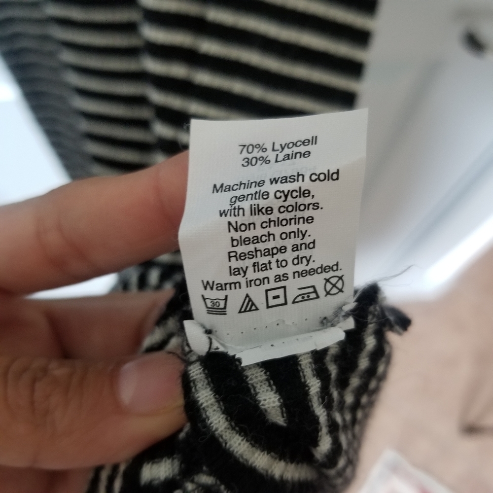 Madewell Fitted Shirt Dress - Picture 7 of 7